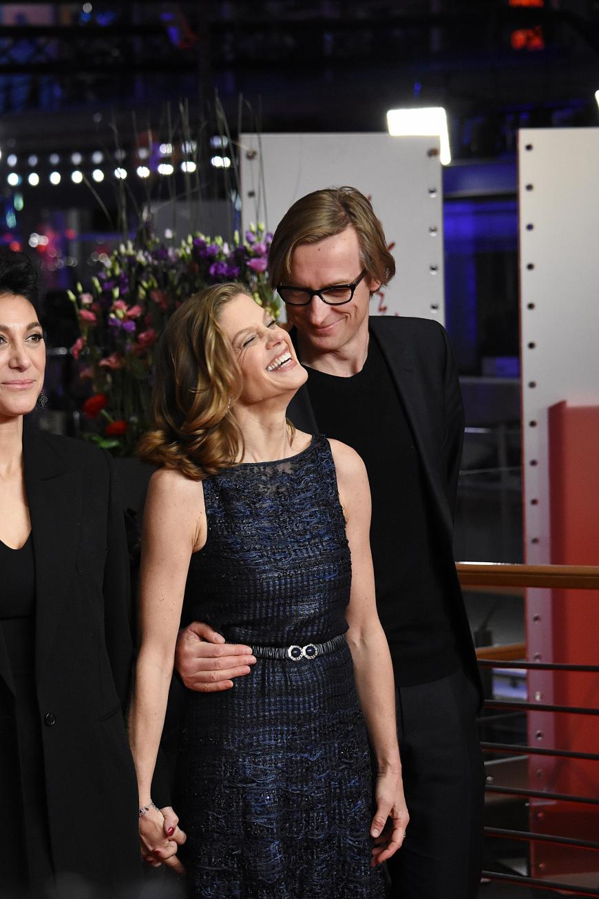 Marie Bäumer verzauberte als Romy Schneider auf der Berline. Auf der Abschlussveranstaltungen zeigte sie sich mit ihrem Freund.