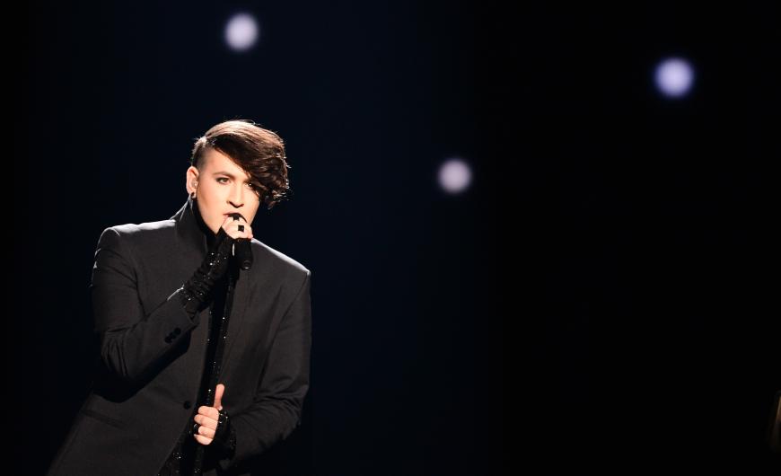 STARTNUMMER 7: Hovi Star tritt mit