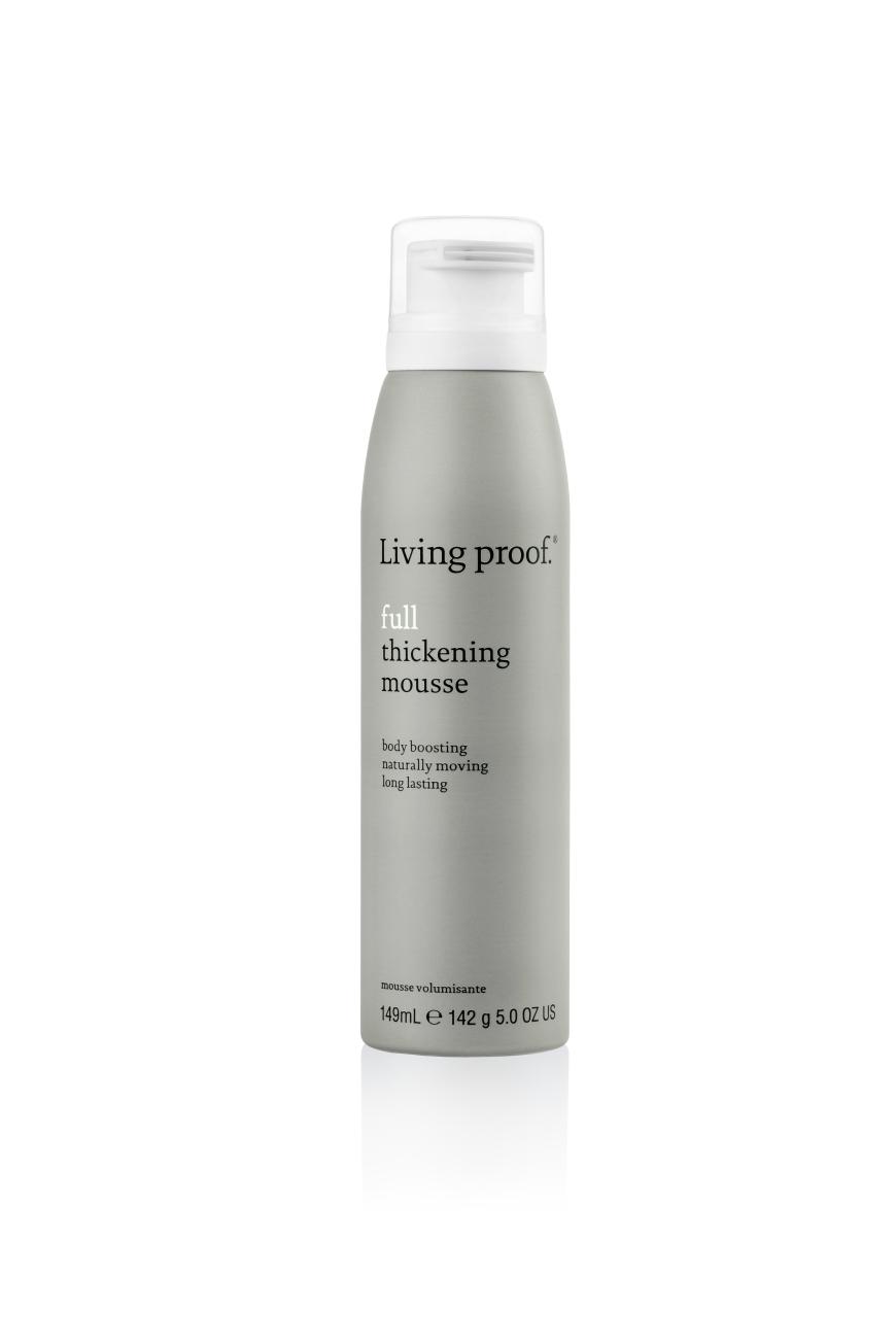 „Full Thickening Mousse“ von Living Proof, ca. 26 Euro, beim Friseur