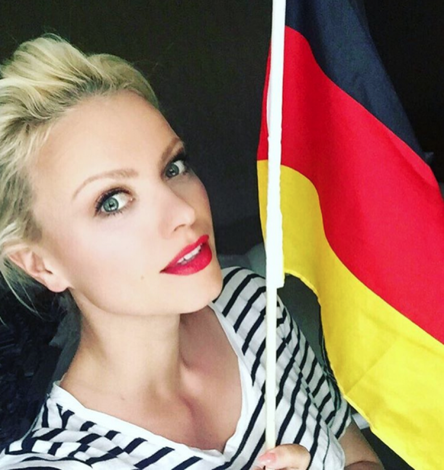 Auch Franziska Knuppe ist im Schwarz-Rot-Gold-Fieber