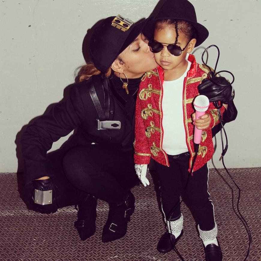 Wie niedlich ist das denn! Beyoncé als Janet und Töchterchen Blue Ivy als Michael Jackson