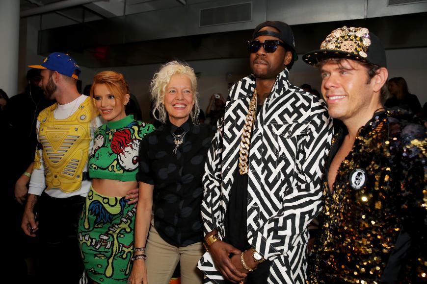 Johnny Wujek, Bella Thorne, Ellen Von Unwerth, 2 Chainz and Perez Hilton bei der Jeremy Scott Show