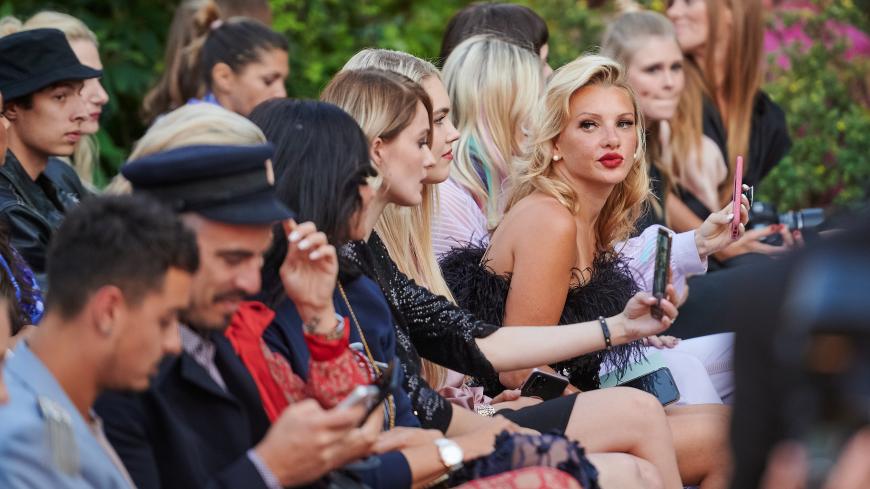 Evelyn Burdecki besuchte auch die Show von Marcel Ostertag