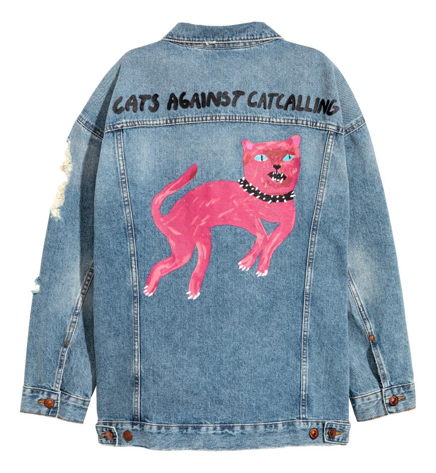 Und haltet euch fest, das ist die coole Rückseite der Jacke! Oh Gott, wie sollen wir das bloß bis zum 18. Mai aushalten?!