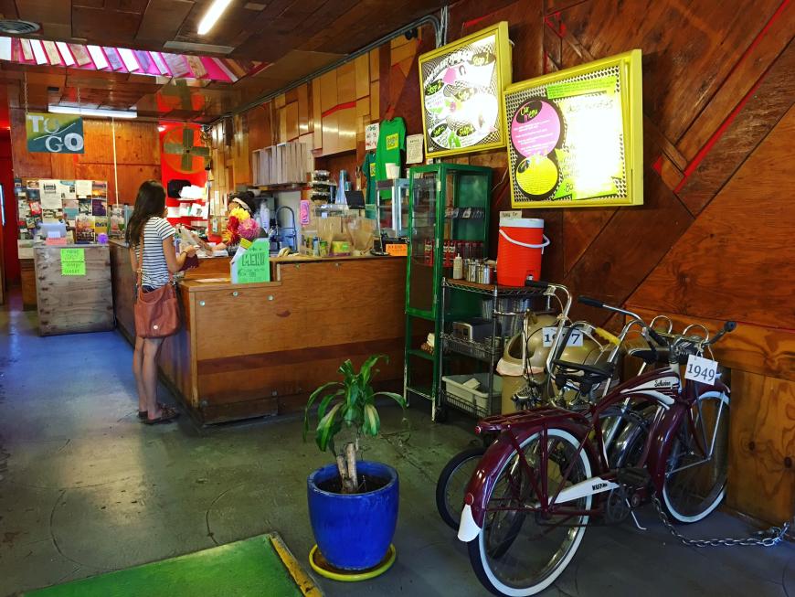 Einen Hauch von Brasilien in Santa Cruz findet ihr im sehr coolen brasilianischen Café Samba Rock.
