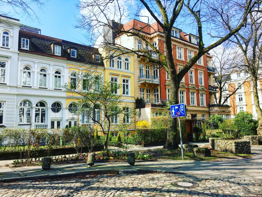 Hamburg ist bekannt für seine schönen Altbauten! Besonders tolle Häuserfassaden findet ihr in Eppendorf und Winterhude.