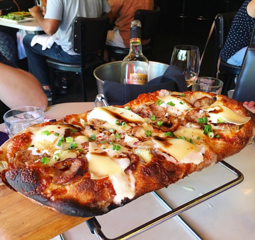 Eine der besten Pizzen, die ich je hatte, gab es bei Tony's Pizza Napoletana. Unbedingt ausprobieren!