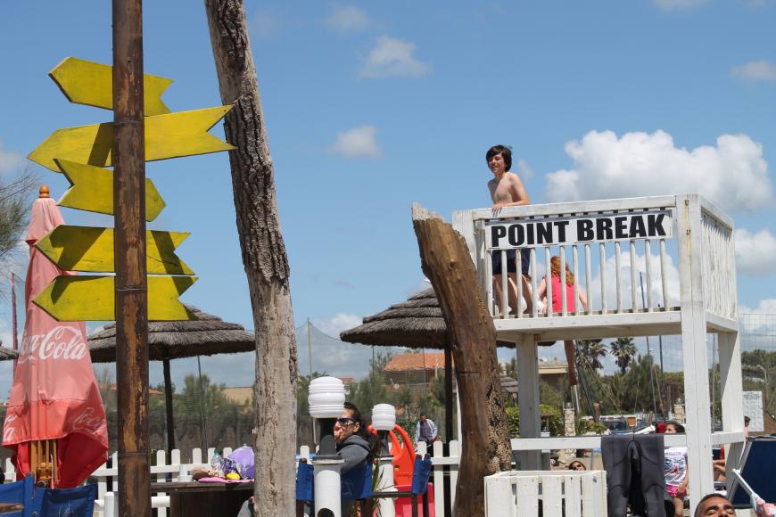 Am Point Break in Fregene könnt ihr Kitesurf-Unterricht nehmen oder einfach ein Brett ausleihen! Die Italiener sind Kitesurf-verrückt! www.pointbreakfregene.net
