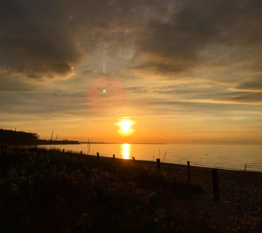 Ein Sonnenuntergang, der nicht schöner sein könnte! Nehmt euch die Zeit für so viel Schönes!