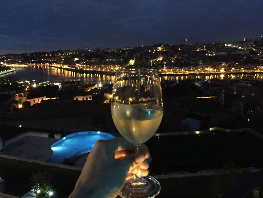 OMG! Wein und diese Aussicht - im „The Yeatman