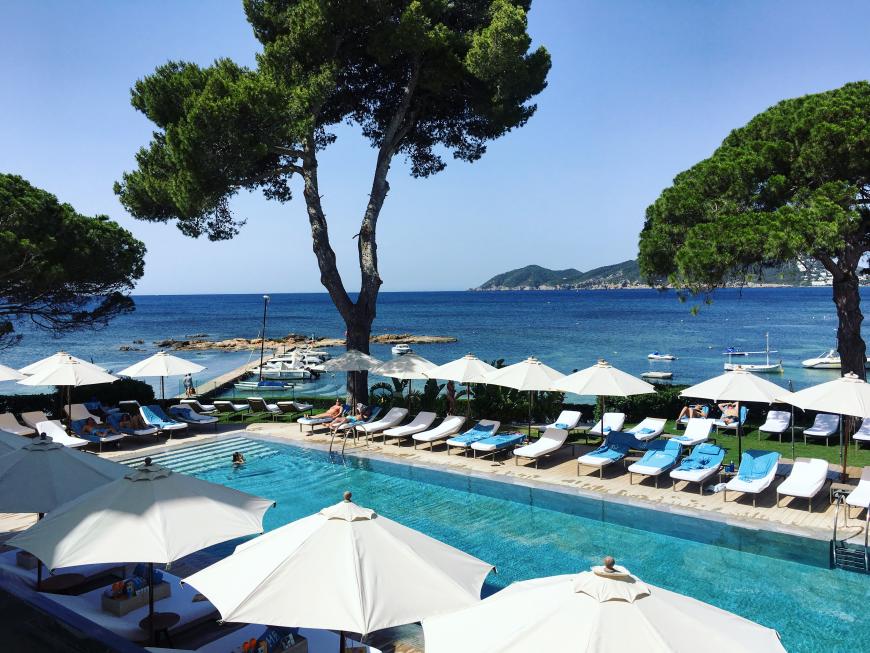Traumblick und Traumpool aus meinem Zimmer vom ME Ibiza! www.melia.com