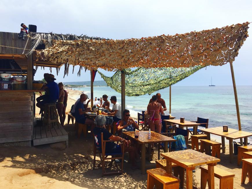 Sehr sehr coole Hippie-Bar: So sah der Kiosko 62 aus.