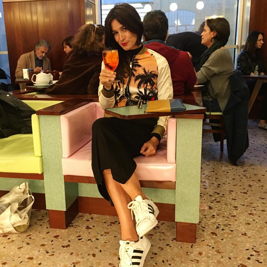Einen Aperitif kann man super in der Bar Luce zu sich nehmen! Sie wurde übrigens von dem berühmten Regisseur Wes Anderson eingerichtet! www.fondazioneprada.org