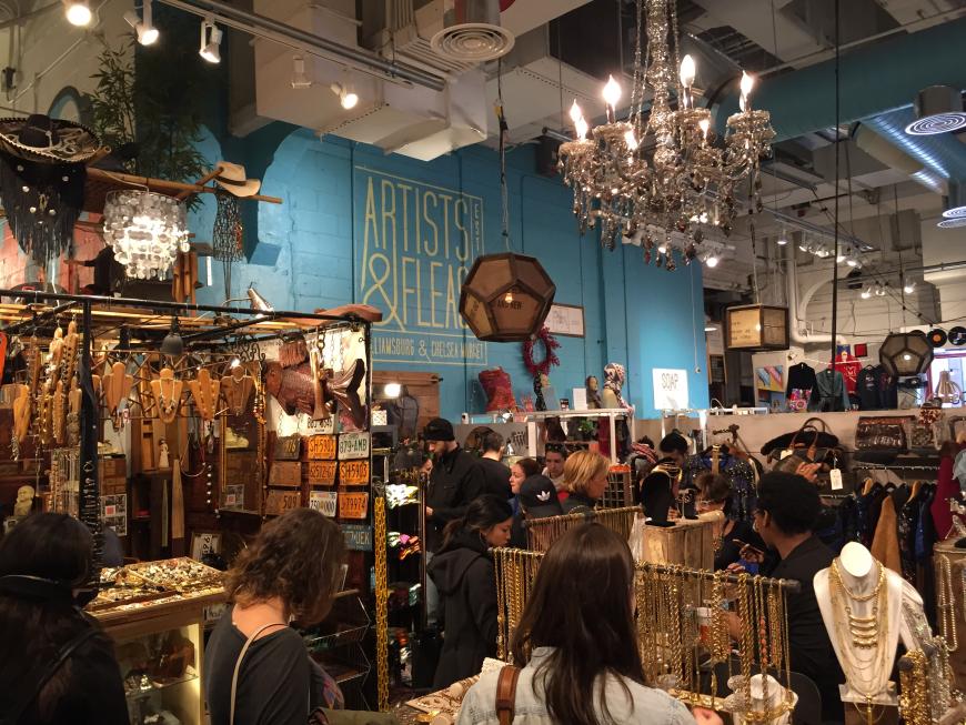 Vintage-Heaven: der Chelsea Market in Chelsea http://www.artistsandfleas.com