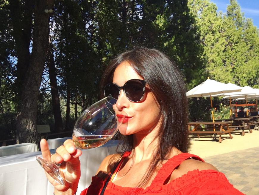 Wine not? Gib mir ein gutes Glas Wein und ich bin happy! Im Testarossa Winery Weingut war nicht nur die Landschaft schön, sondern auch jedes Schlückchen Wein, das ich dort probieren durfte. Abend gab's dann auch noch Live-Musik.