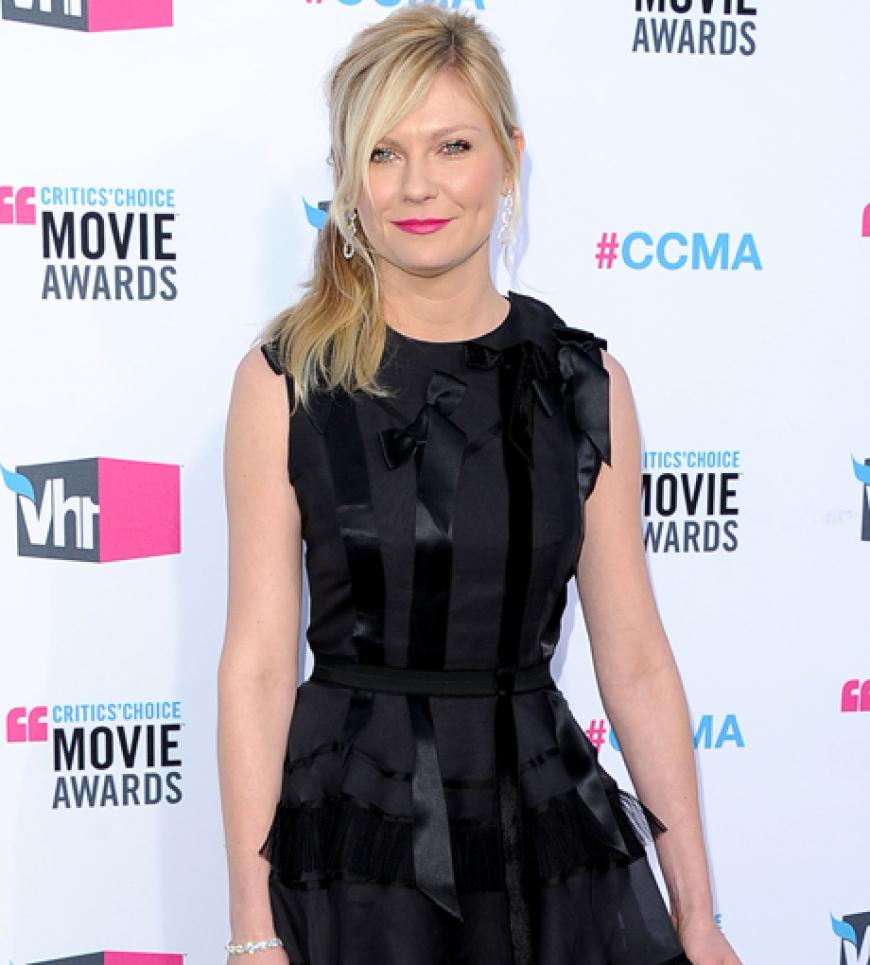 Ebenso wie Hollywood-Star Kirsten Dunst (in Christian Dior)