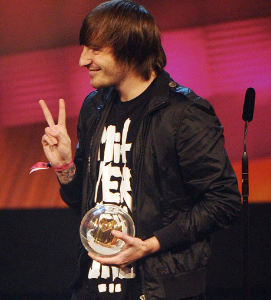 Rapper Casper freut sich