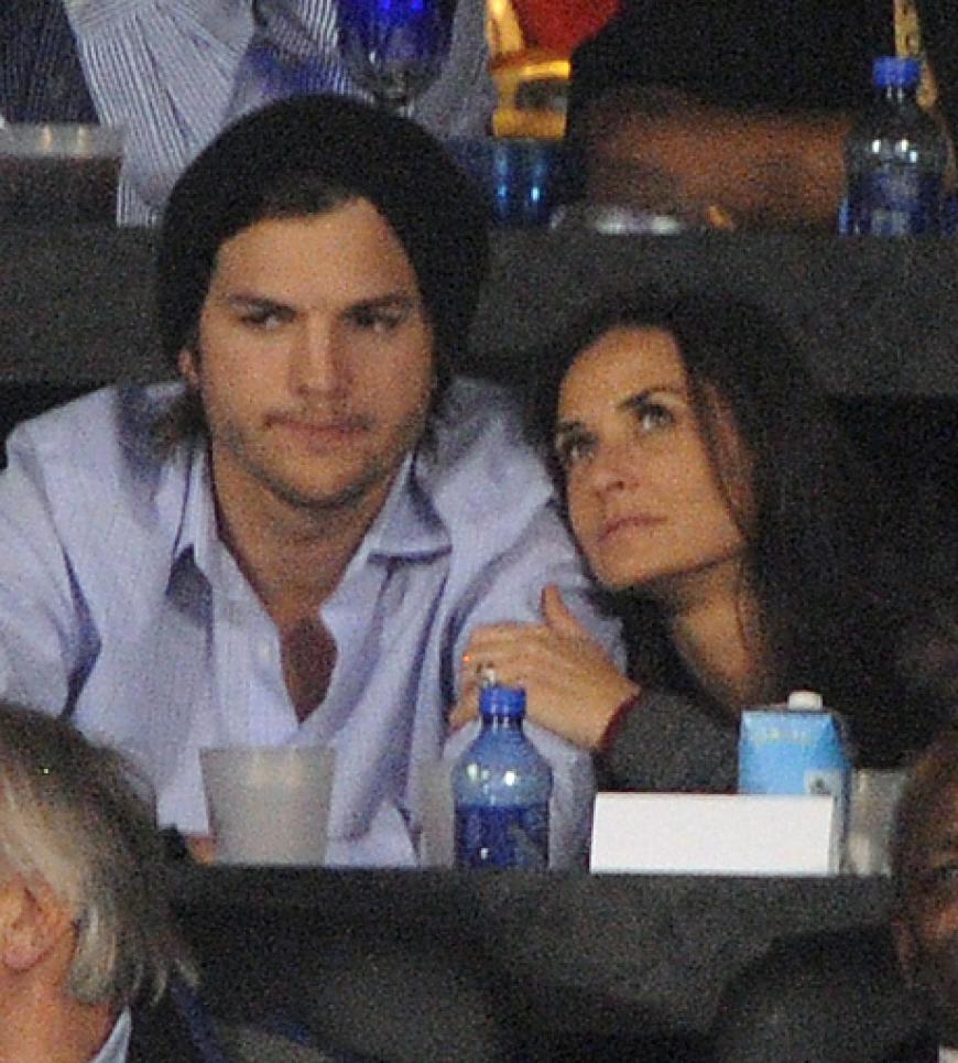 Bei Ashton Kutcher und Demi Moore gibt es nach Krisengerüchten ein deutliches Statement. Und das lautet: