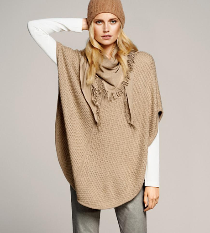 Poncho-Liebe - Kuscheliger Begleiter für kühle Tage von Gelco, 99,95 Euro