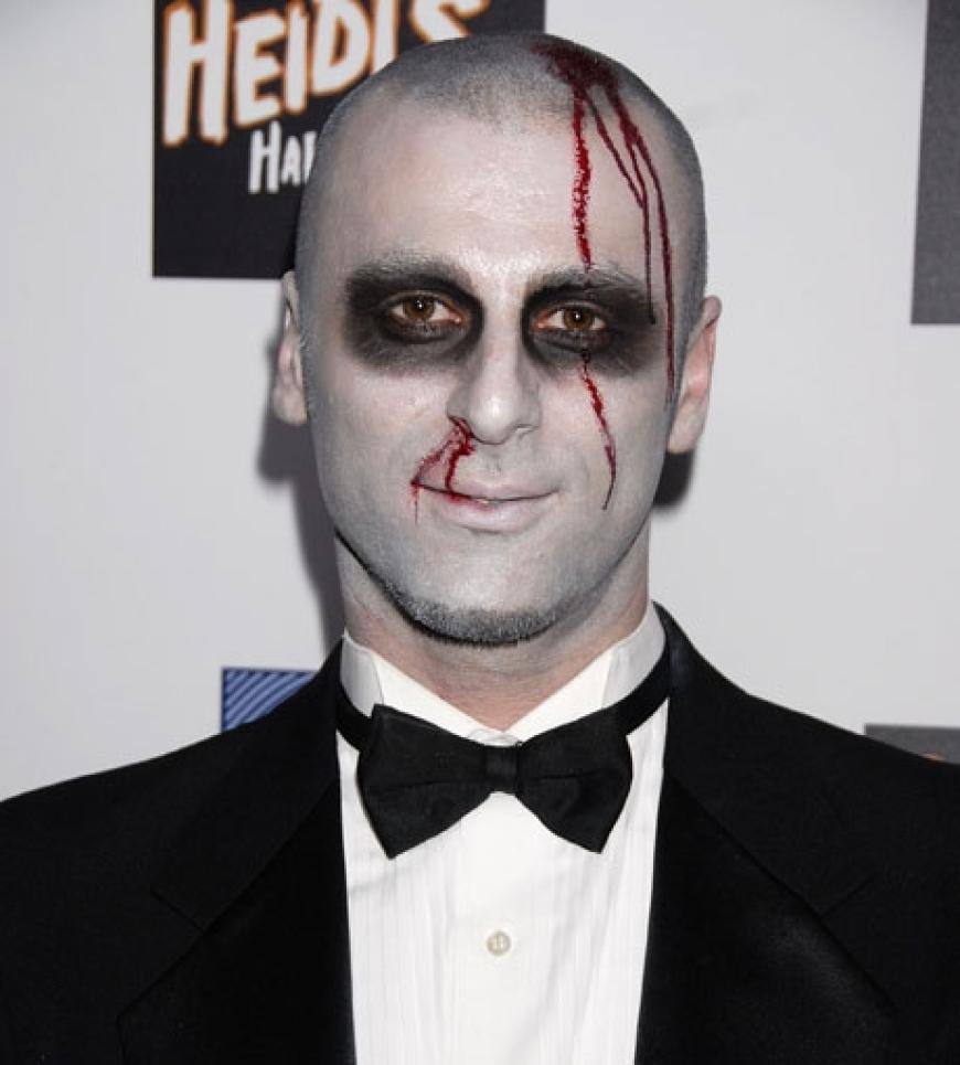 Gruselig: Designer Rami Kashou als Zombie verkleidet