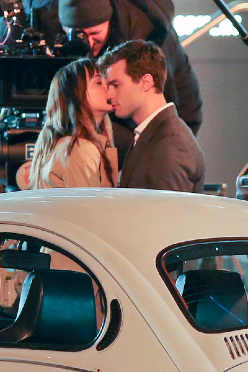 Heiß! Der erste Kuss am Set der Erotikbestsellerverfilmung. Dakota Johnson alias