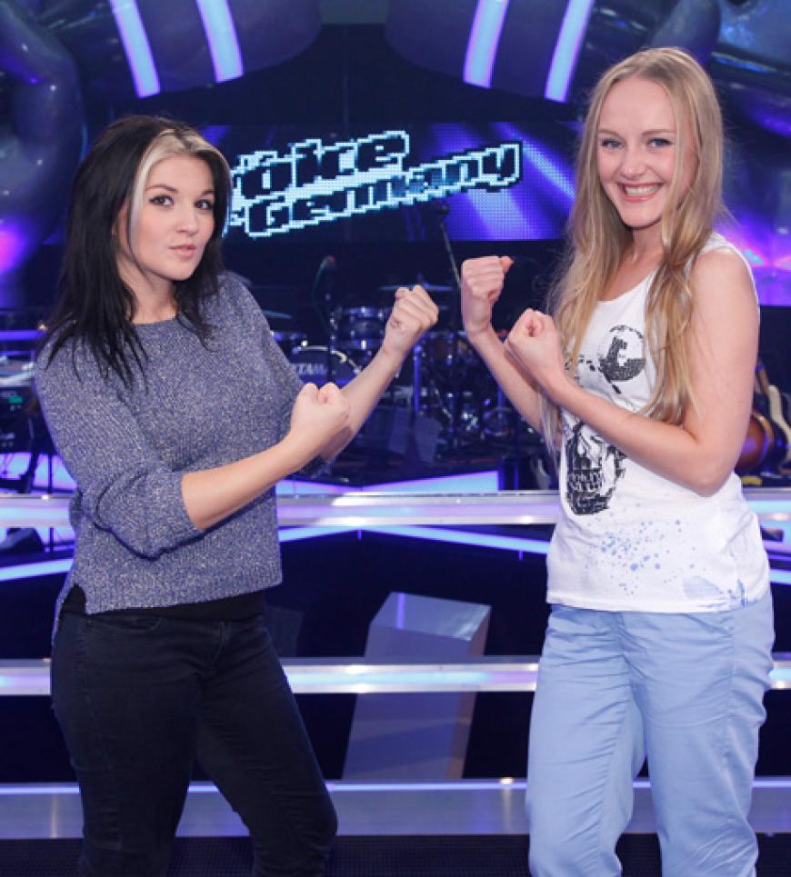 Mel Verez (l.) und Lida Martel kämpfen gegeneinander