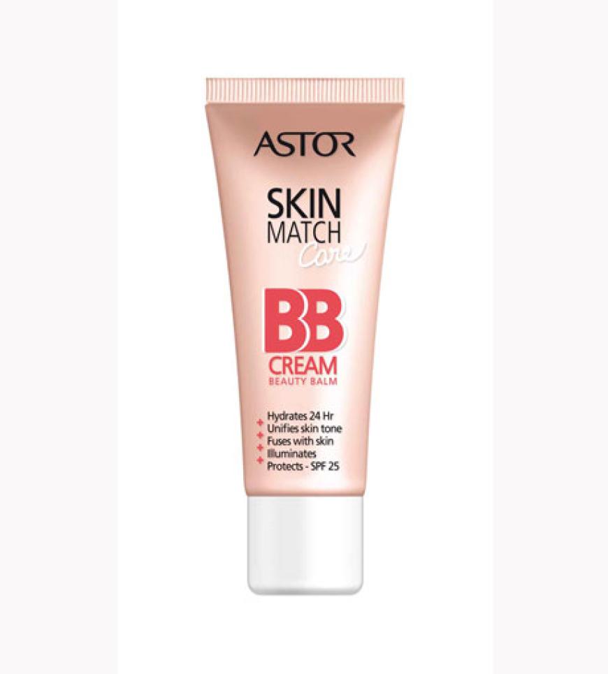 Die BB-Cream von Astor ist sehr deckend und erinnert daher eher an eine Foundation. Dafür ist sie aber sehr gut zum Abdecken von Unreinheiten geeignet.