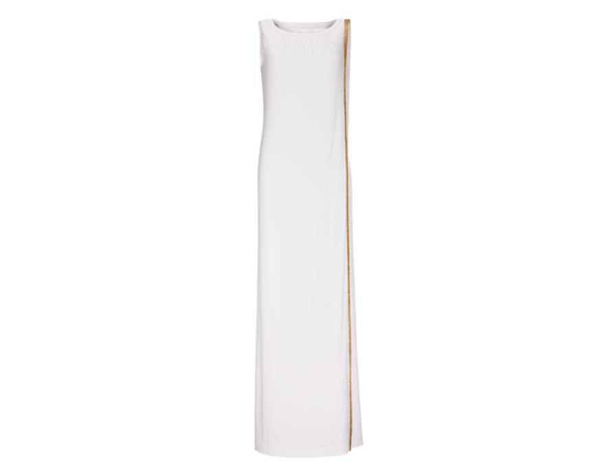 Dass Hochzeitsmode auch ohne opulente Rüschen, fluffige Volants und ausladende Verzierungen auskommt, beweist dieser minimalistisch-eleganter Entwurf: Maxikleid mit Goldleiste von Steffen Schraut, ca. 395 Euro