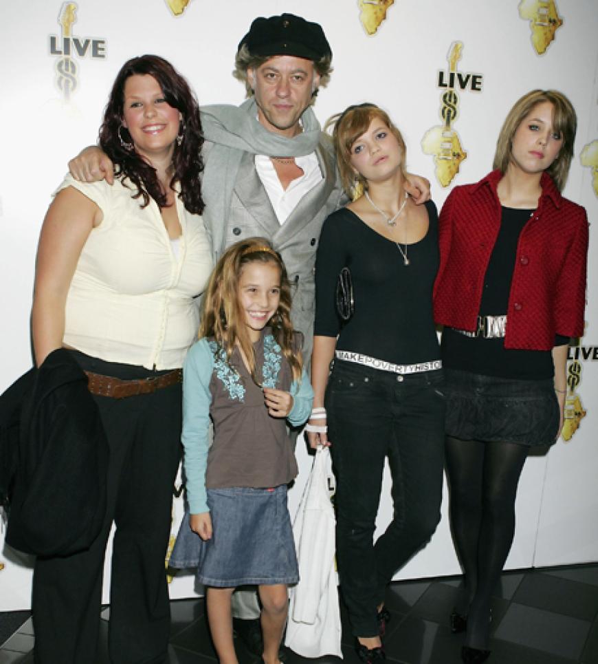 Familie Geldof nach dem Tod von Paula Yates: Fifi, Tiger Lily, Bob Geldof, Pixie und Peaches (v.l.)