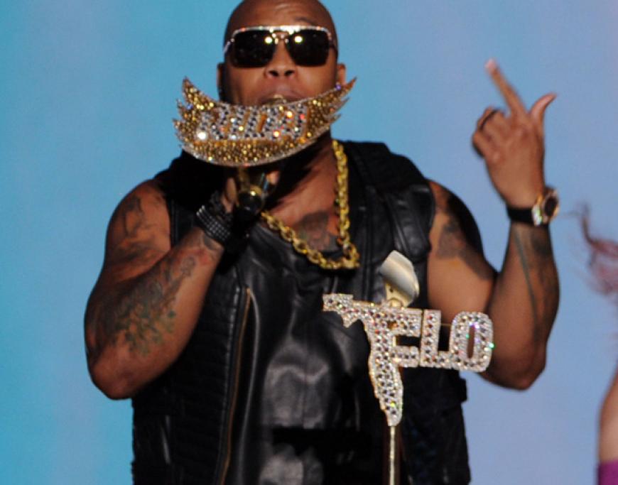 Flo Rida heizte dem Publikum im Barker Hangar in Santa Monica ordentlich ein
