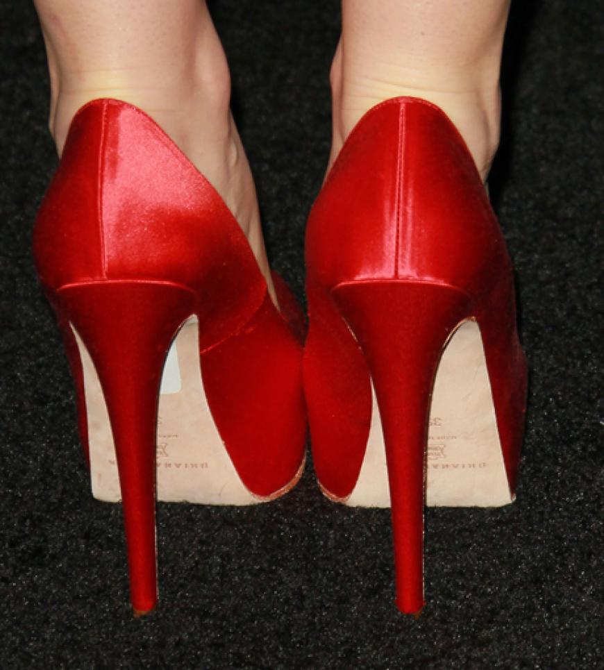 Wow - diese heißen Heels trug Lily Collins