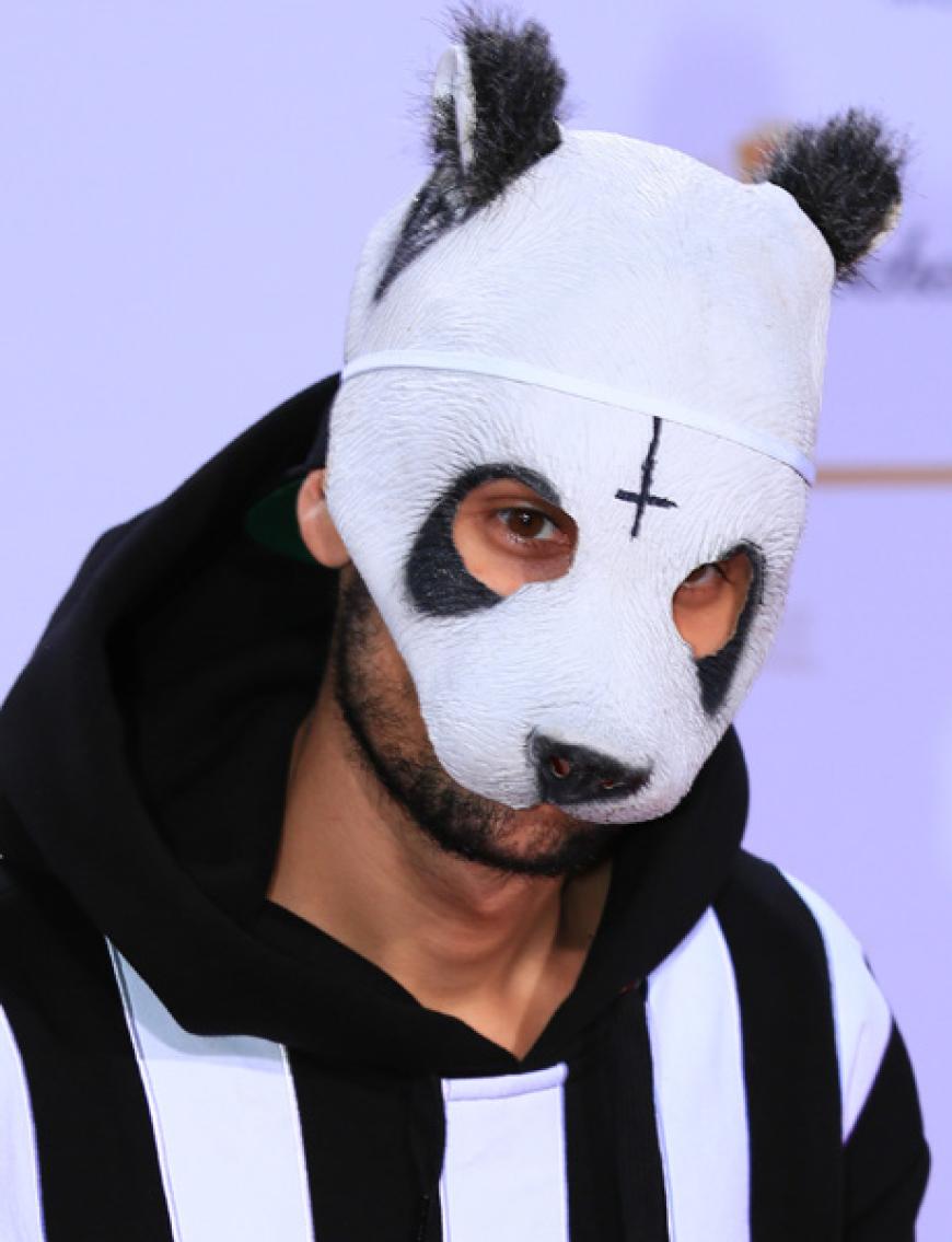 Cro hingegen versteckte sich hinter seiner typischen Panda-Maske