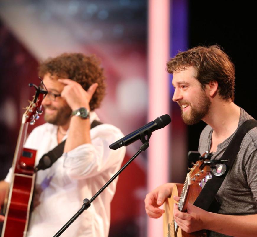 Noch ein Stimmwunder! Daniel und Christian (r.) alias