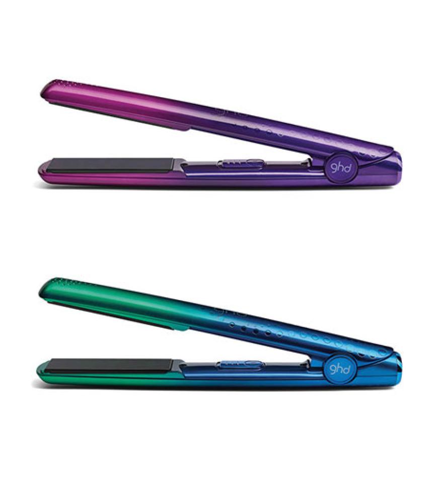 Jetzt reißen wir unsere Klappe mal richtig weit auf: dieser Styler ist nicht nur perfekt für tolle Glamour- oder Alltagslooks. Er ist auch einfach soooo schön! Limitiert von ghd, ab 199 Euro