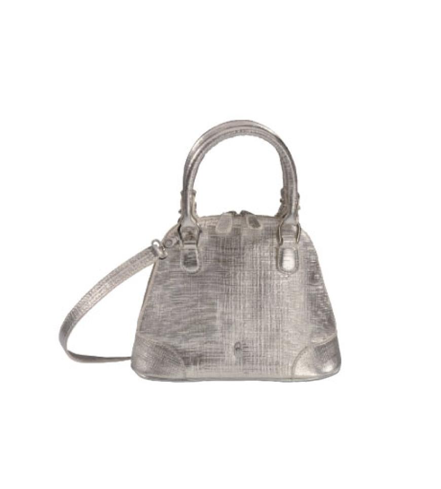 Futuristisch: Metallischer Glanz von Aigner, ca. 595 Euro