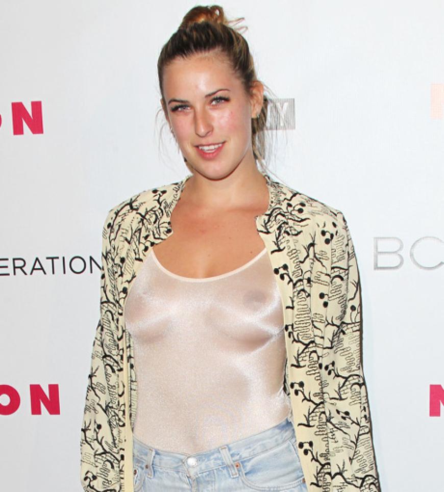 Oops! Na, wenn das mal keine Absicht ist. Demi Moores Tochter Scout Willis zeigte allen ihre Nippel