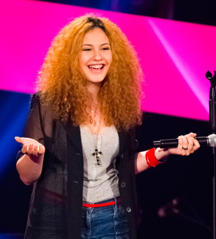 ... und Aalijah Tabatha Hahnemann (18, aus Grünwald) ins Team BossHoss