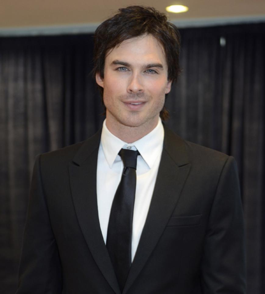 Auch ihr TV-Kollege Ian Somerhalder konnte sich sehen lassen. Angeblich knistert es zwischen den beiden gewaltig