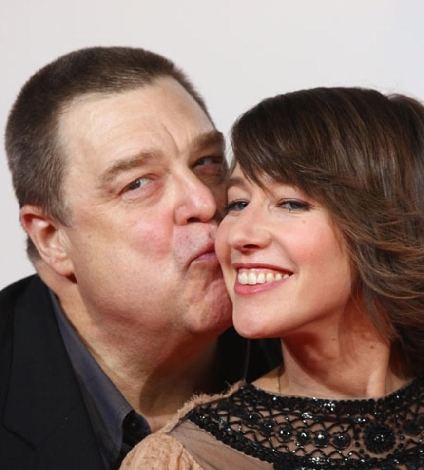 Hollywood-Star John Goodman küsst die