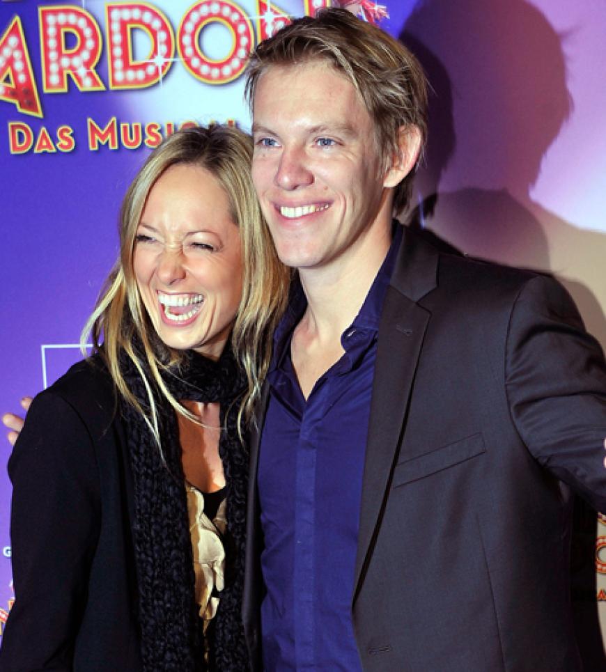 Moderatorin Angela Finger-Erben mit ihrem Freund, dem Comedian Simon Gosejohan