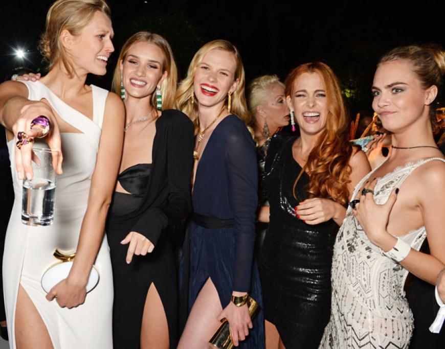 Tag 6 in Cannes: die Supermodels sind da! Toni Garrn, Rosie Huntington Whiteley, Anne Vyalitsyna, Riley Keough und Cara Delevingne feiern ausgelassen auf der de Grisogono 'Fatale In Cannes' im Hotel du Cap-Eden-Roc
