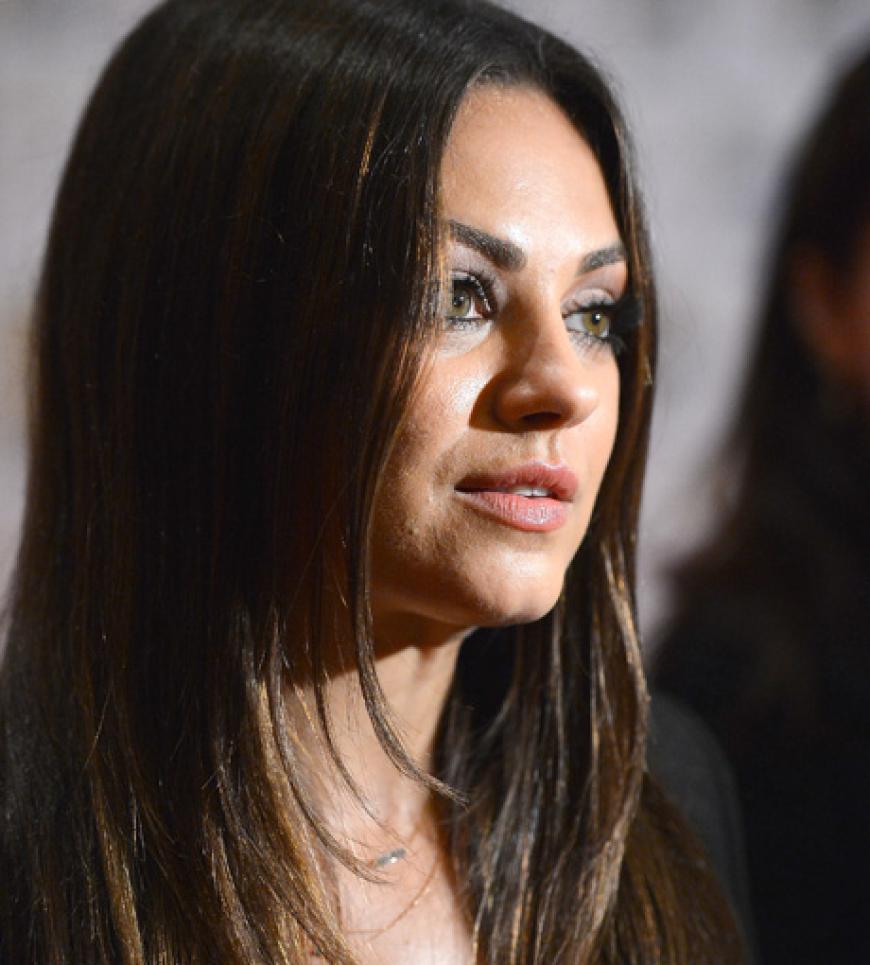 Schaute etwas genervt - vielleicht wegen der angeblichen Gerüchte um eine Affäre mit Ashton Kutcher? Schauspielerin Mila Kunis in San Diego