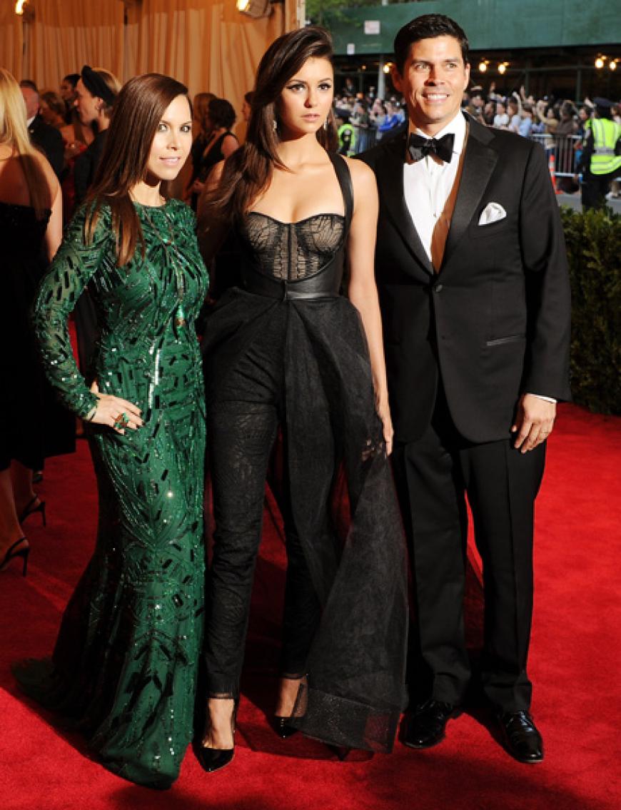 Monique Lhuiller, Nina Dobrev, Tom Bugbee