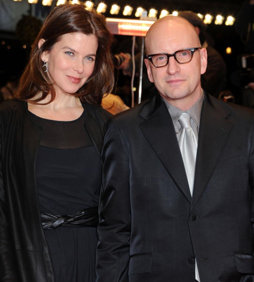 Regisseur Steven Soderbergh und Ehefrau Jules Asner waren ebenfalls in Berlin dabei