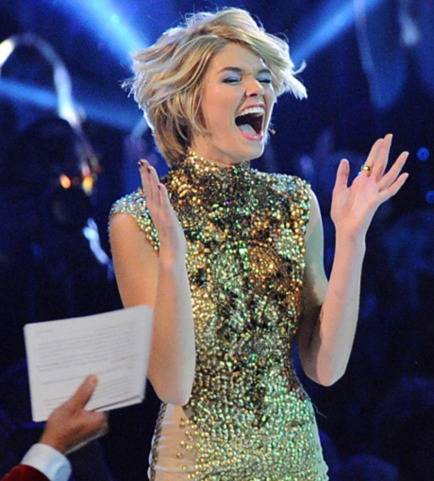 Sie hat es geschafft! Von insgesamt 15.711 Bewerberinnen ist sie die Schönste: Die 17-jährige Ostfriesin - und heimliche Favoritin - Luisa Hartema ist Germany's Next Topmodel 2012