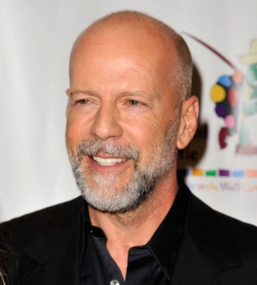 Der Bart macht Hollywood-Star Bruce Willis noch männlicher. Bei ihm wirkt er nicht so albern wie bei manch anderen seiner Kollegen
