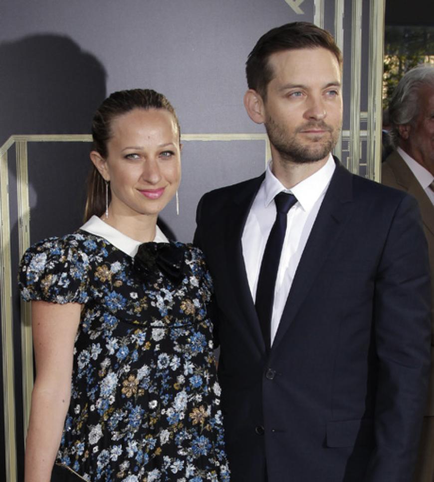 Tobey Maguire und seine Frau Jennifer Mayer. Der Schauspieler ist übrigens einer der besten Freunde von Leo