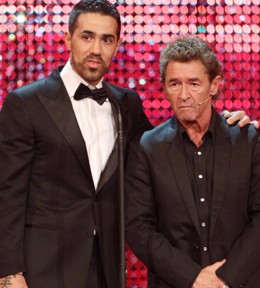 Hier ist Bushido mit Peter Maffay auf der Bühne.