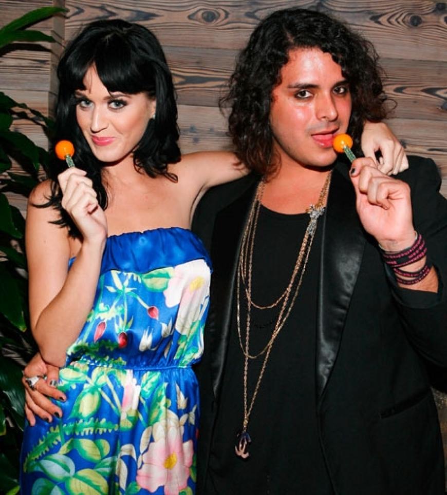 Katy Perry posiert mit Markus Molinari