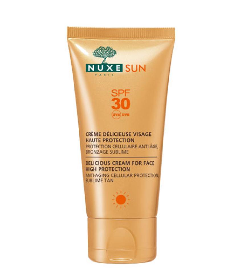 Idealer Schutz und absoluter Glamour: die neue Sonnenschutzpflege-Linie von Nuxe vereint alles.
